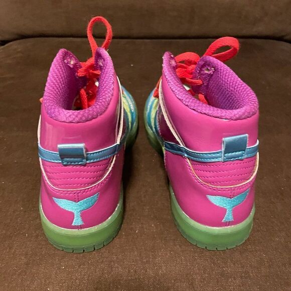 Nike Dunk High Skinny DB Doernbecher Women's 6.5 US 37.5 EUR 2011 Warang 5Y - Picture 5 of 8